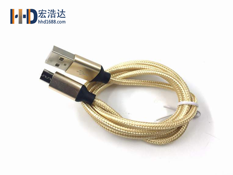 宏浩達數(shù)據(jù)線工廠告訴你定制批發(fā)的手機數(shù)據(jù)線什么牌子好呢？
