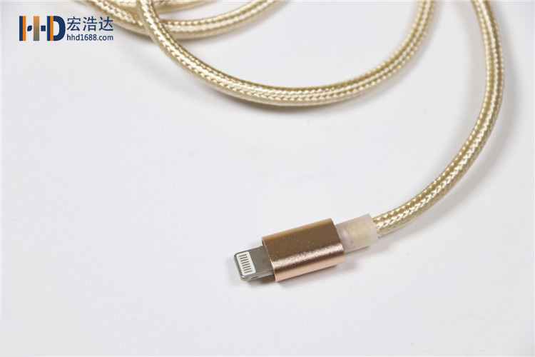 宏浩達(dá)電子數(shù)據(jù)線廠家定制、采購、批發(fā)數(shù)據(jù)線多少錢？