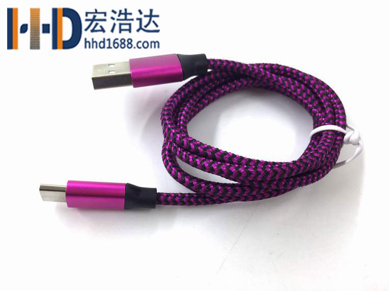 正規(guī)充電線會在電流過大時限制電壓，保護(hù)手機(jī)免受破壞。